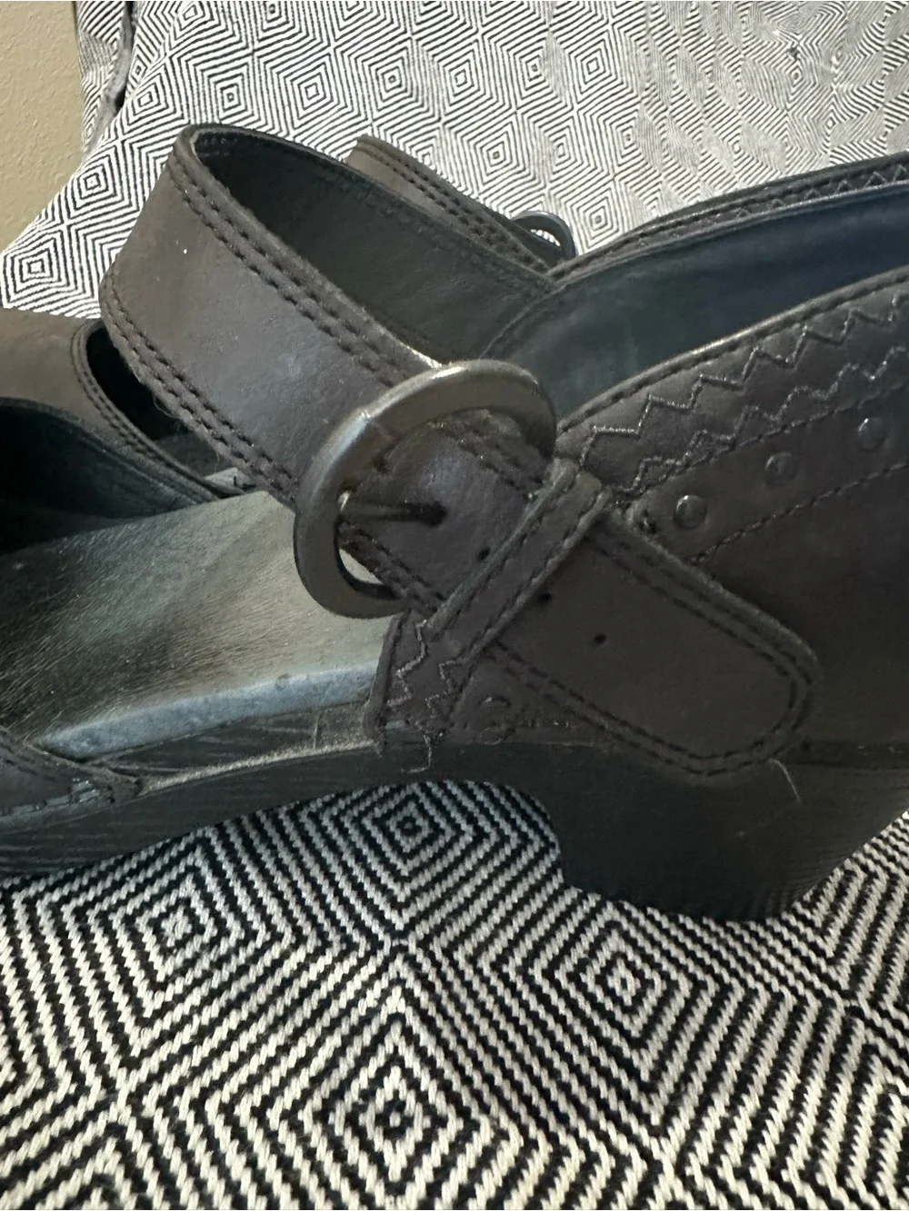 Dansko Makenna Black Leather Mary Jane Studded Heel Clogs Size 42 Comfort - Picture 13 of 16